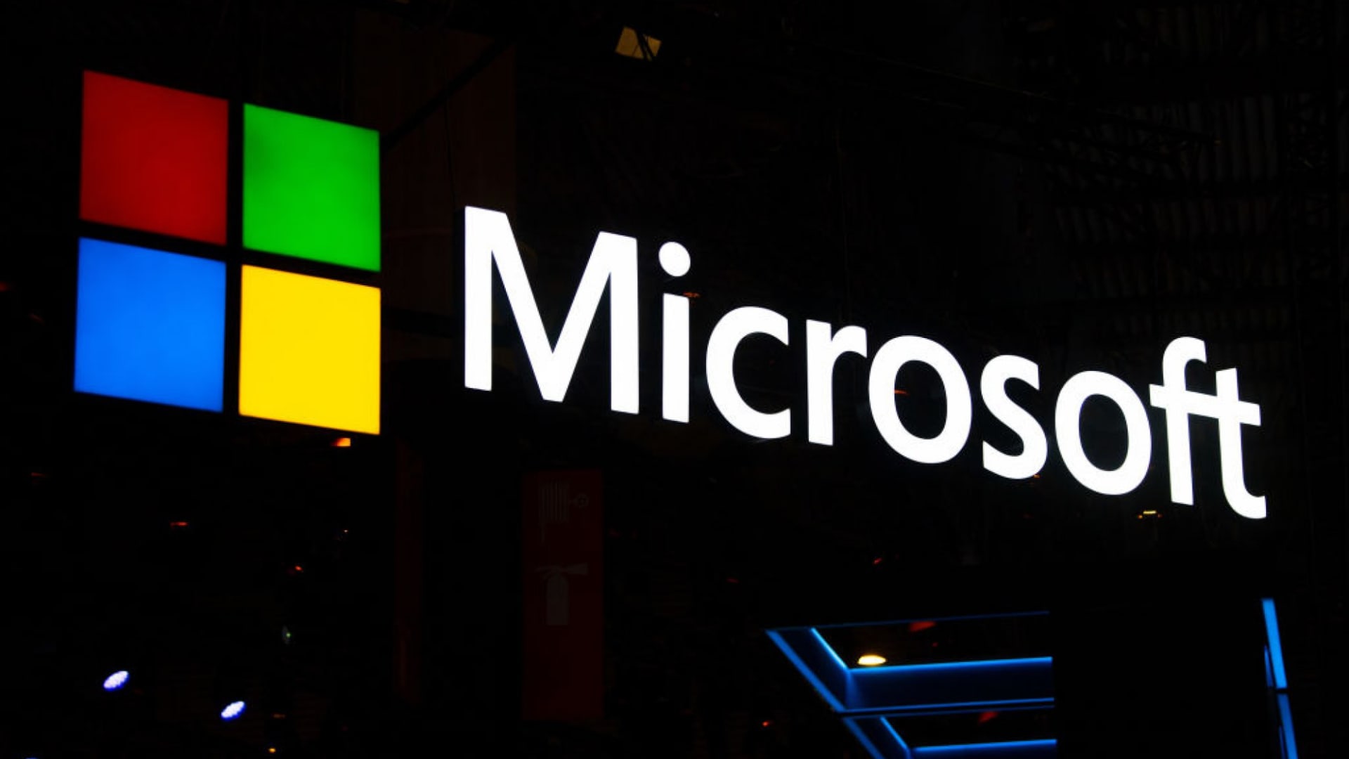 Microsoft Gelirlerini Artırdı, Ancak Windows Gelirleri Düştü